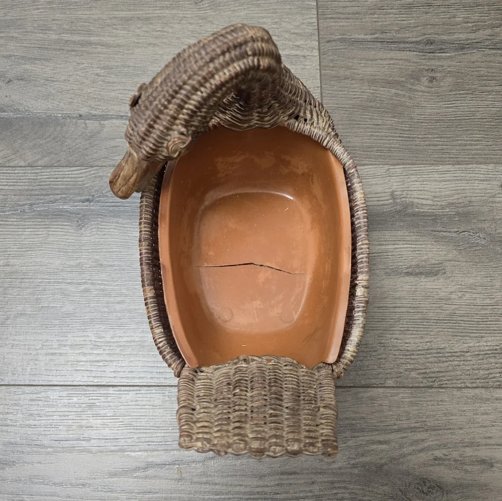 N/A adorable rattan